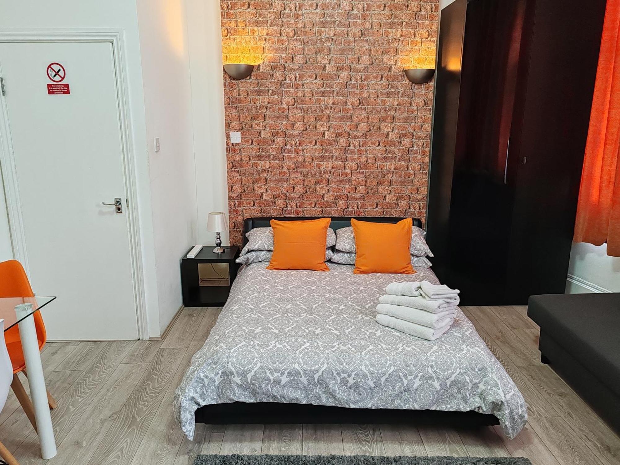 Kilburn High Road Studio Apartments Londra Dış mekan fotoğraf