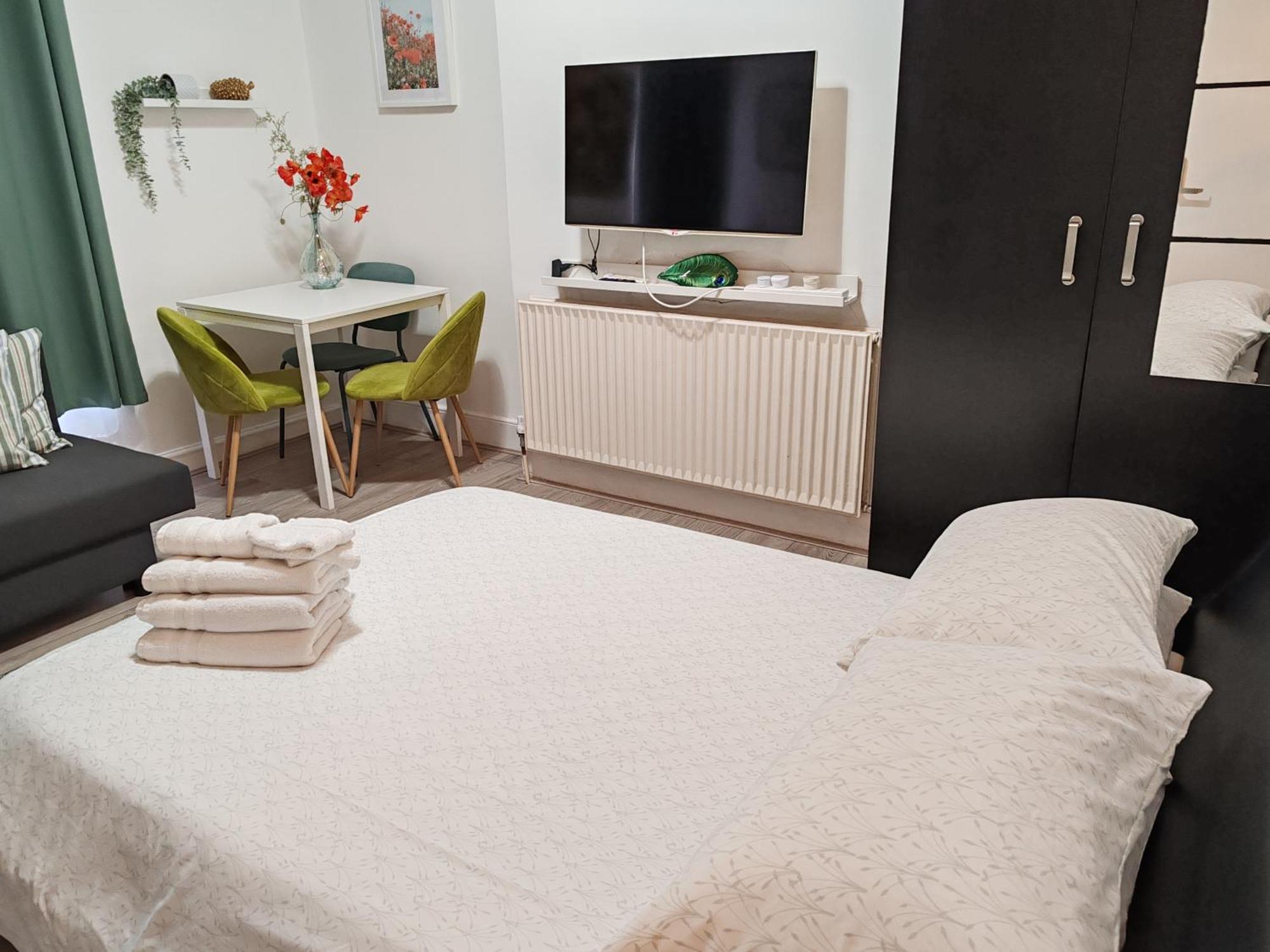 Kilburn High Road Studio Apartments Londra Dış mekan fotoğraf